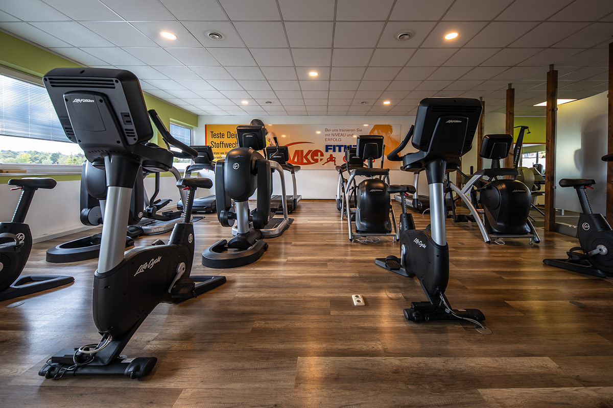 MK+ Fitnessclub Pirna – Fitnessgeräte MK+ Fitnessclub Pirna - Fitnessgeräte